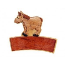 PLAQUE BOIS PRENOM PRESTIGE MOTIF CHEVAL (18 X 20 cms)