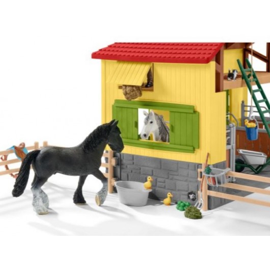ECURIE COMPLETE POUR CHEVAUX SCHLEICH