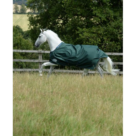 Couverture extérieur cheval Green line 300gr en tissu recyclable - Bucas