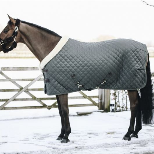 Couverture de présentation cheval 160 g - Kentucky Horsewear Couverture de présentation cheval 160 g - Kentucky Horsewear