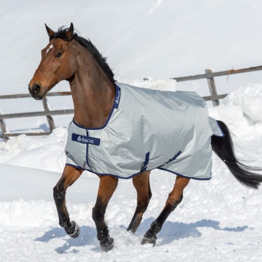 Couverture imperméable cheval Power Turnout Médium 150gr - Bucas