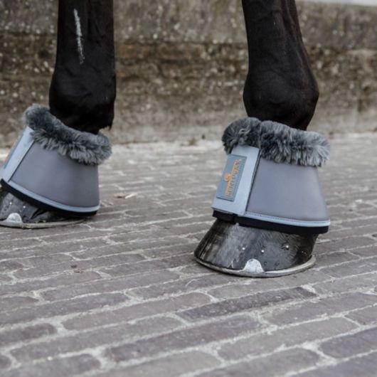 Cloches cheval simili-cuir mouton synthétique - Kentucky Horsewear Cloches cheval simili-cuir mouton synthétique - Kentucky Horsewear