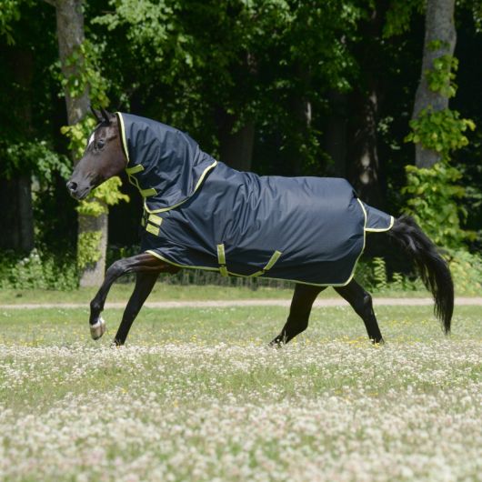 Couverture imperméable cheval avec cou Oasis 900 deniers 100g - Bucas