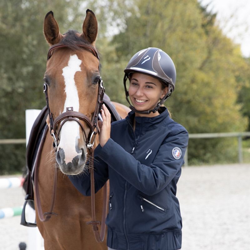 Comment bien choisir la taille de son casque d'équitation ? - Antarès  Sellier France