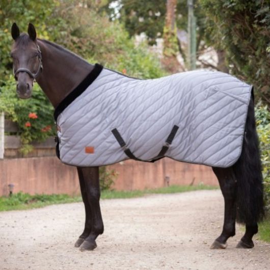 Couverture de box cheval Diagonal 200g - Paddock Sports Couverture de box cheval Diagonal 200g - Paddock Sports