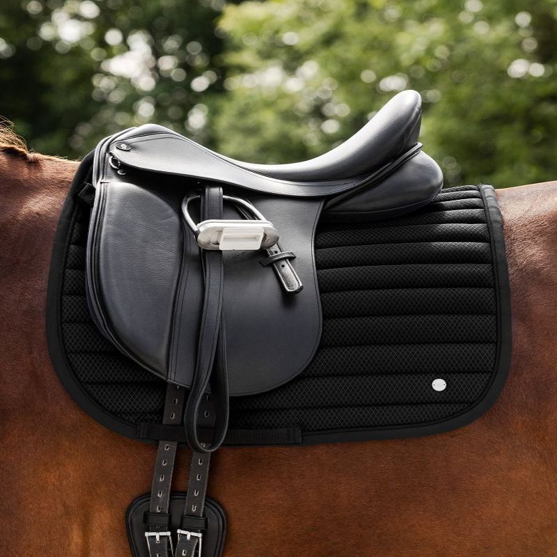 Tapis de selle matelassé cheval Rimini - Waldhausen