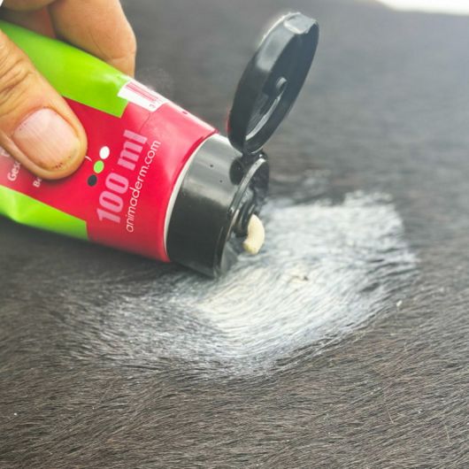 Cutene régénérant et cicatrisant peau cheval 100ml - Animaderm