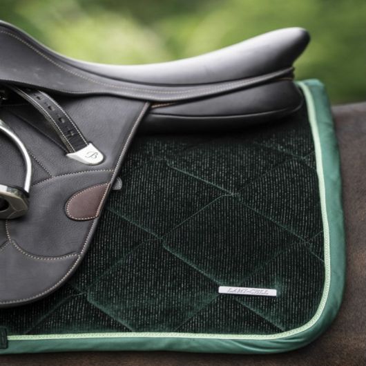 Tapis de selle cheval velours Glimmer - Lami-Cell