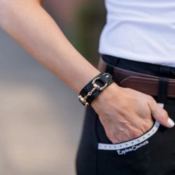 Bracelet cuir mors doré 