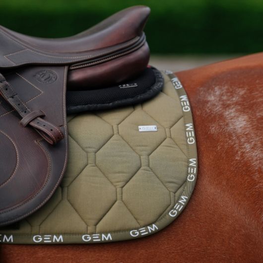 Tapis de selle cheval Love - GEM Equitation