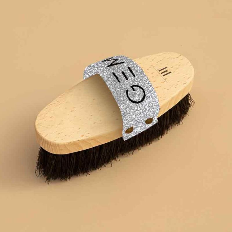 Brosse dure cheval - GEM Equitation