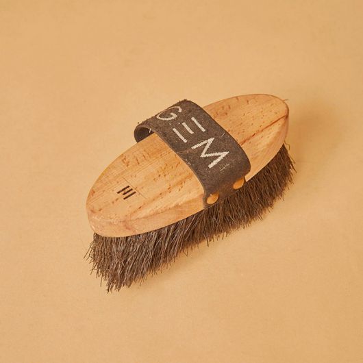 Brosse dure cheval - GEM Equitation