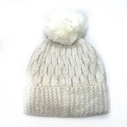 Bonnet équitation pompon fourrure 