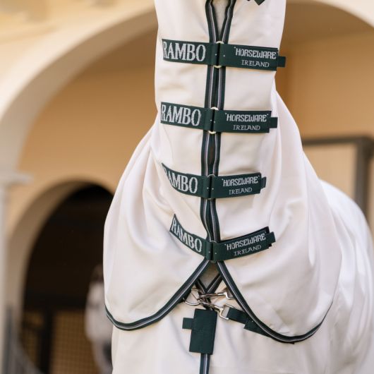 Couverture anti-dermite Poney Rambo Hoody - Horseware