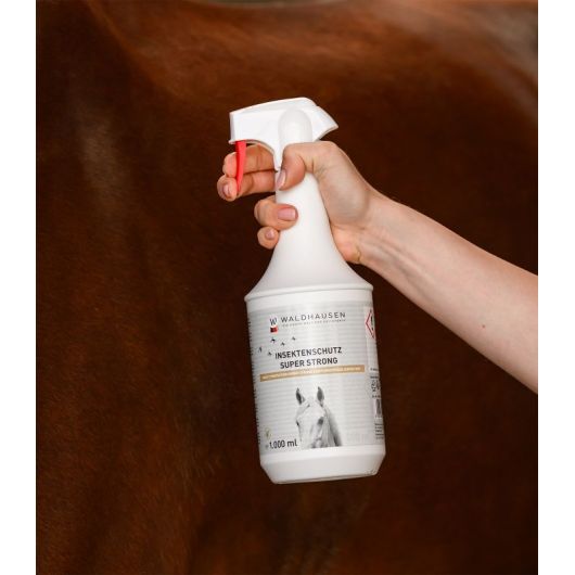 Spray anti-mouche cheval Super Strong 1L - Waldhausen